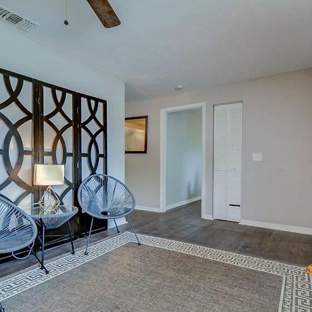 Driftwood Castle Urban Oasis With Firepit Near Convention Center And Amalie Arena, Room For 6 Tampa Bagian luar foto